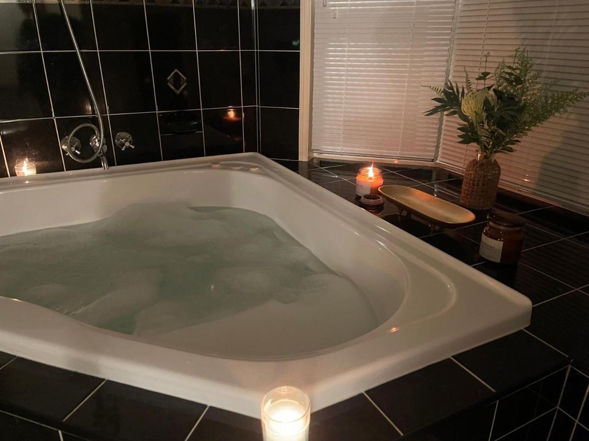 Chill Lux Spa Unit นอร์ทเลคส์ ภายนอก รูปภาพ