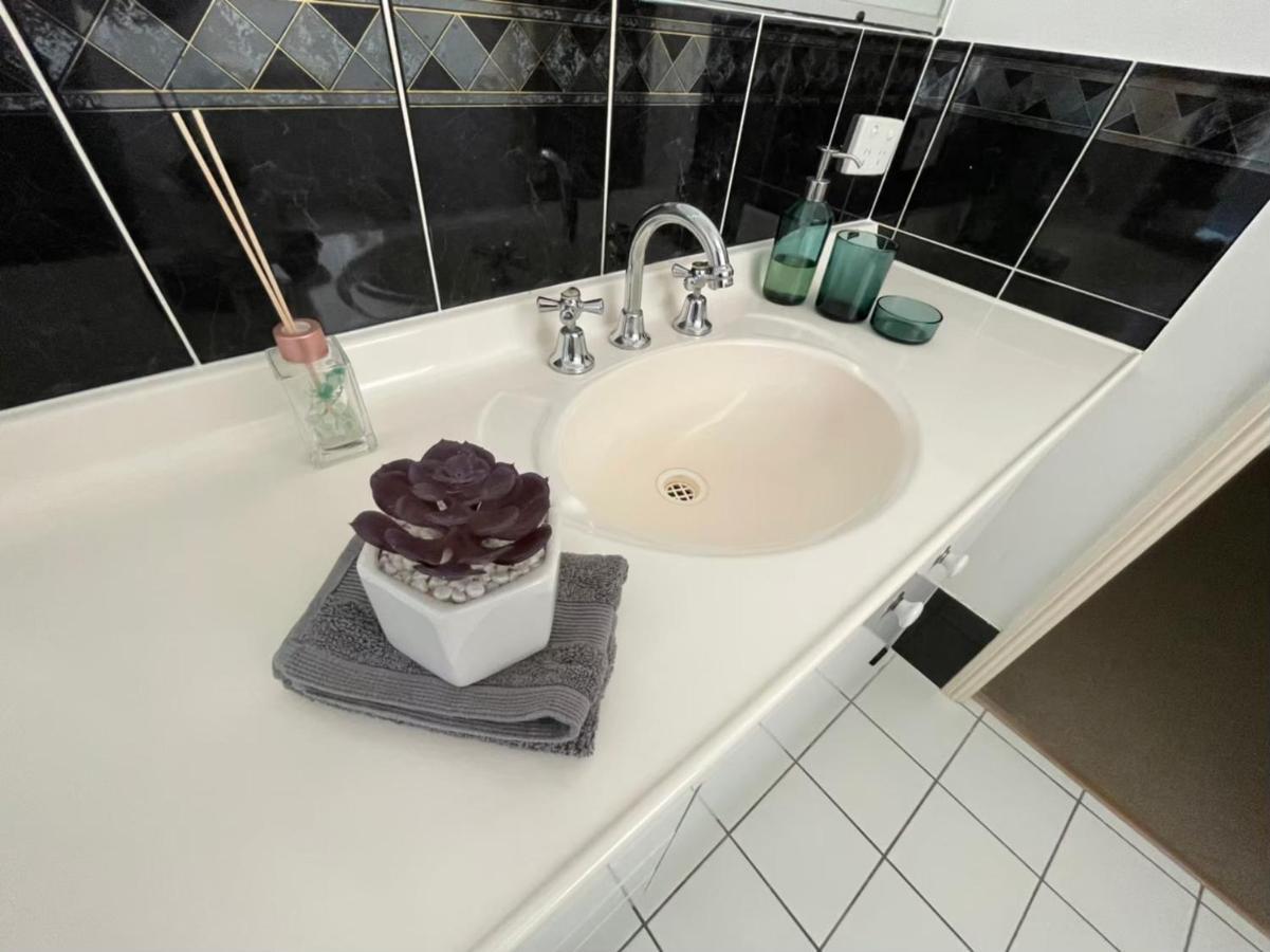 Chill Lux Spa Unit นอร์ทเลคส์ ภายนอก รูปภาพ